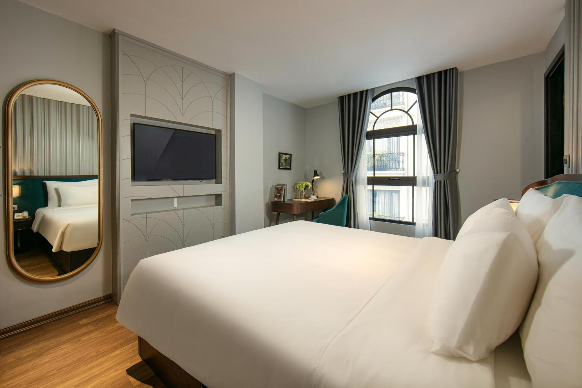 May De Ville Lakeside Hotel Ханой Екстер'єр фото Deluxe Room