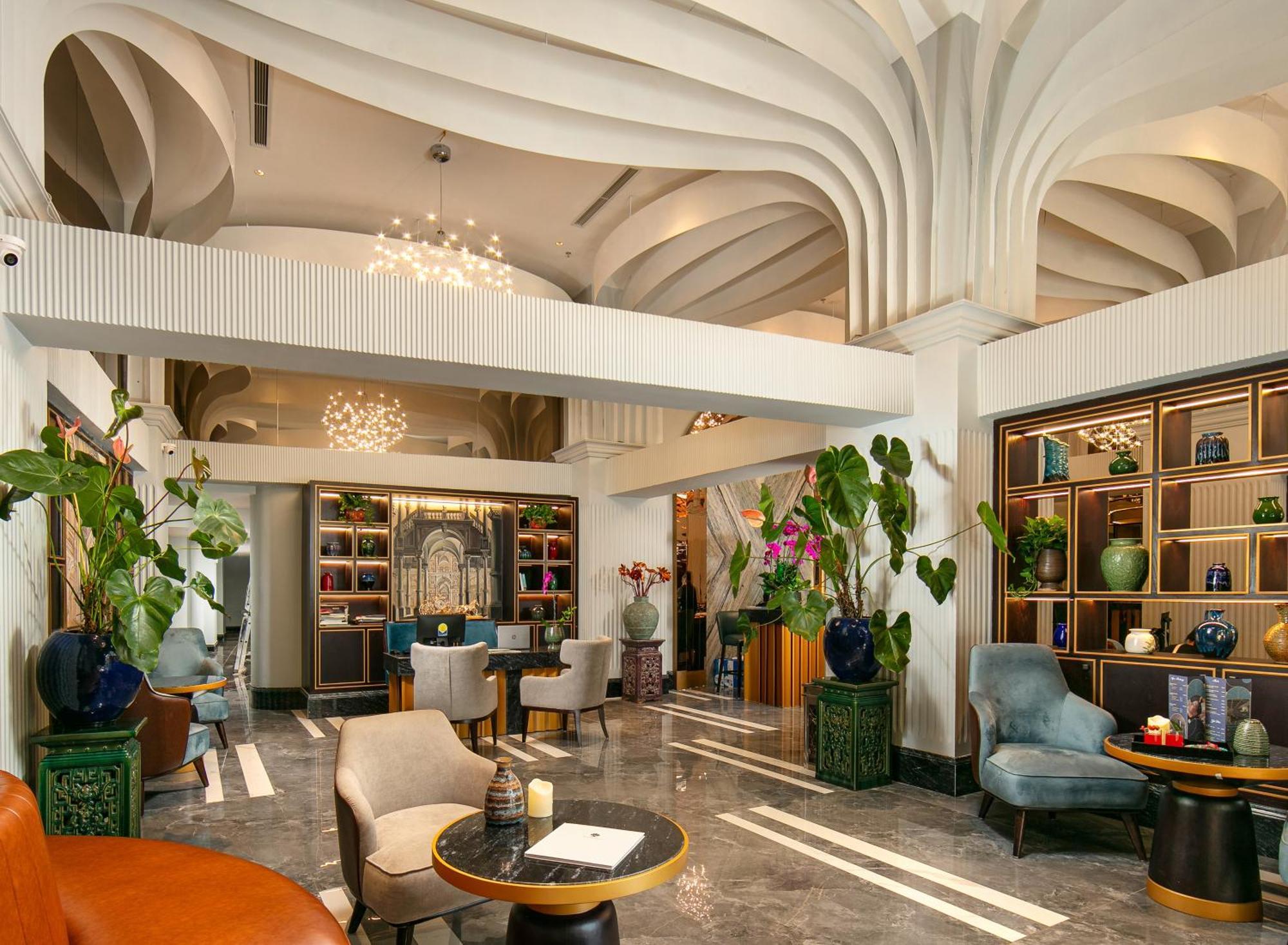 May De Ville Lakeside Hotel Ханой Екстер'єр фото The Library