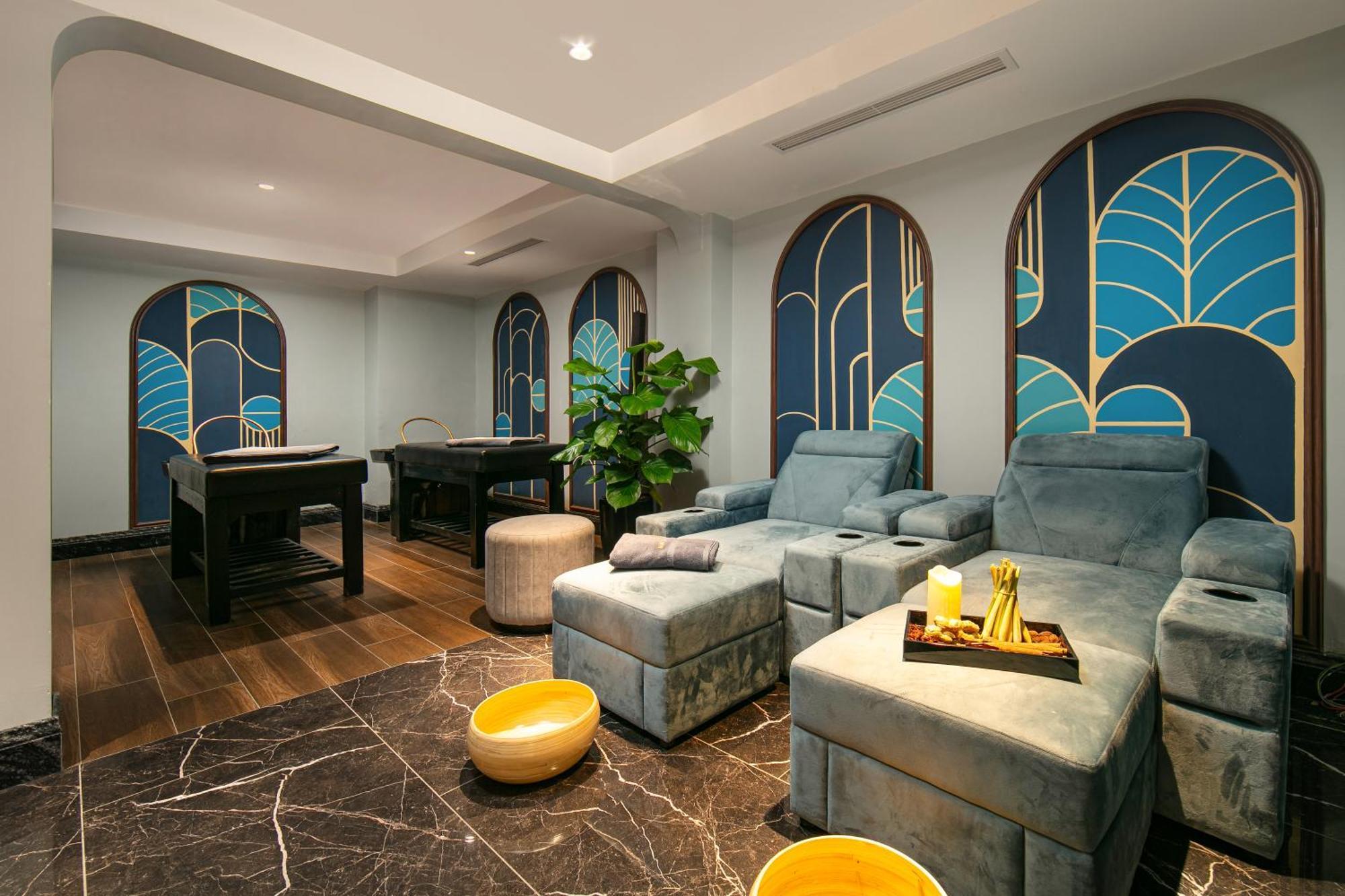 May De Ville Lakeside Hotel Ханой Екстер'єр фото The Spa at The Park, New Delhi